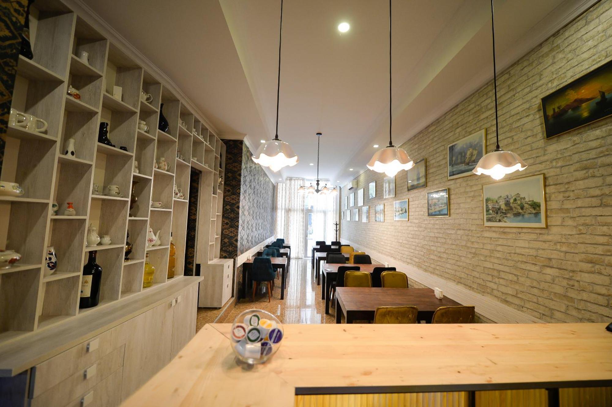 Aura Boutique Hotel Batumi Eksteriør billede