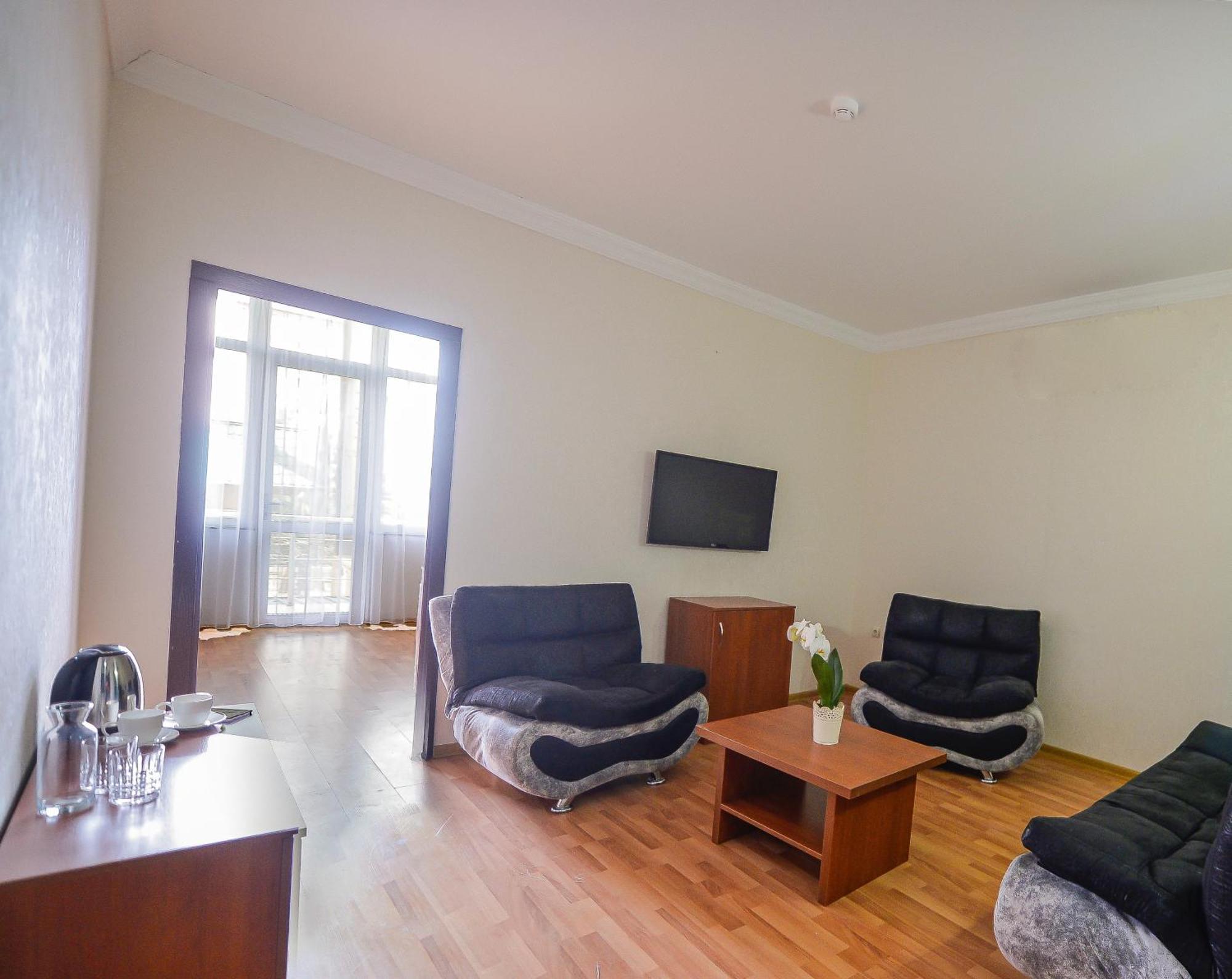 Aura Boutique Hotel Batumi Eksteriør billede